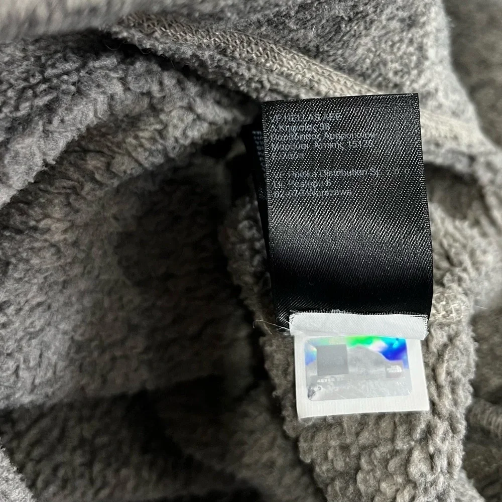The North Face Men’s 1/4 Zip Pullover Fleece in Gray/Oatmeal Size Small